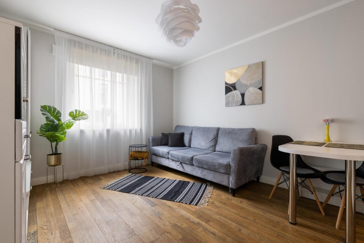 Brand New, Cozy And Quiet 1 Bedroom Apartment, Free Parking Reval Esterno foto