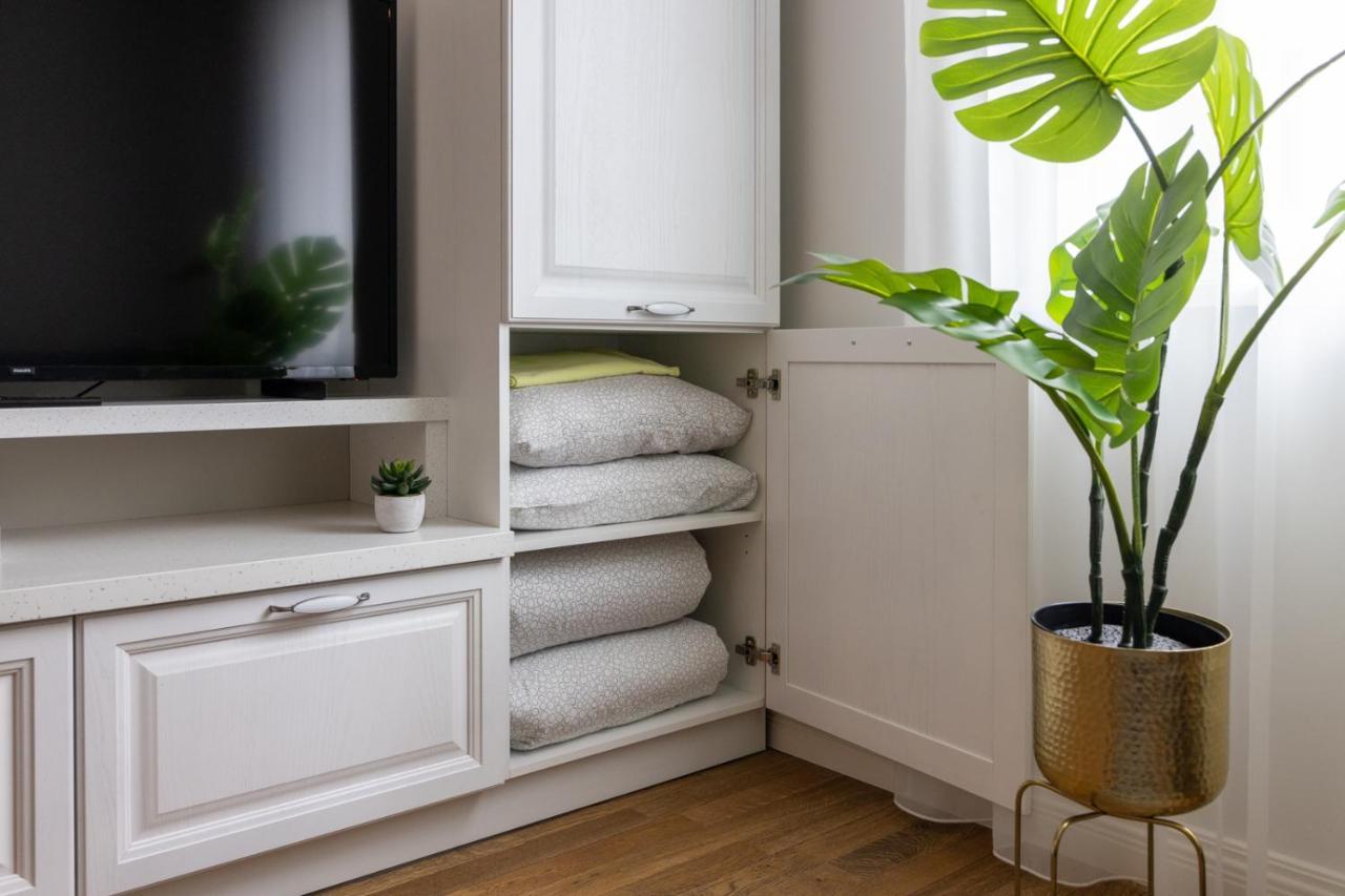 Brand New, Cozy And Quiet 1 Bedroom Apartment, Free Parking Reval Esterno foto