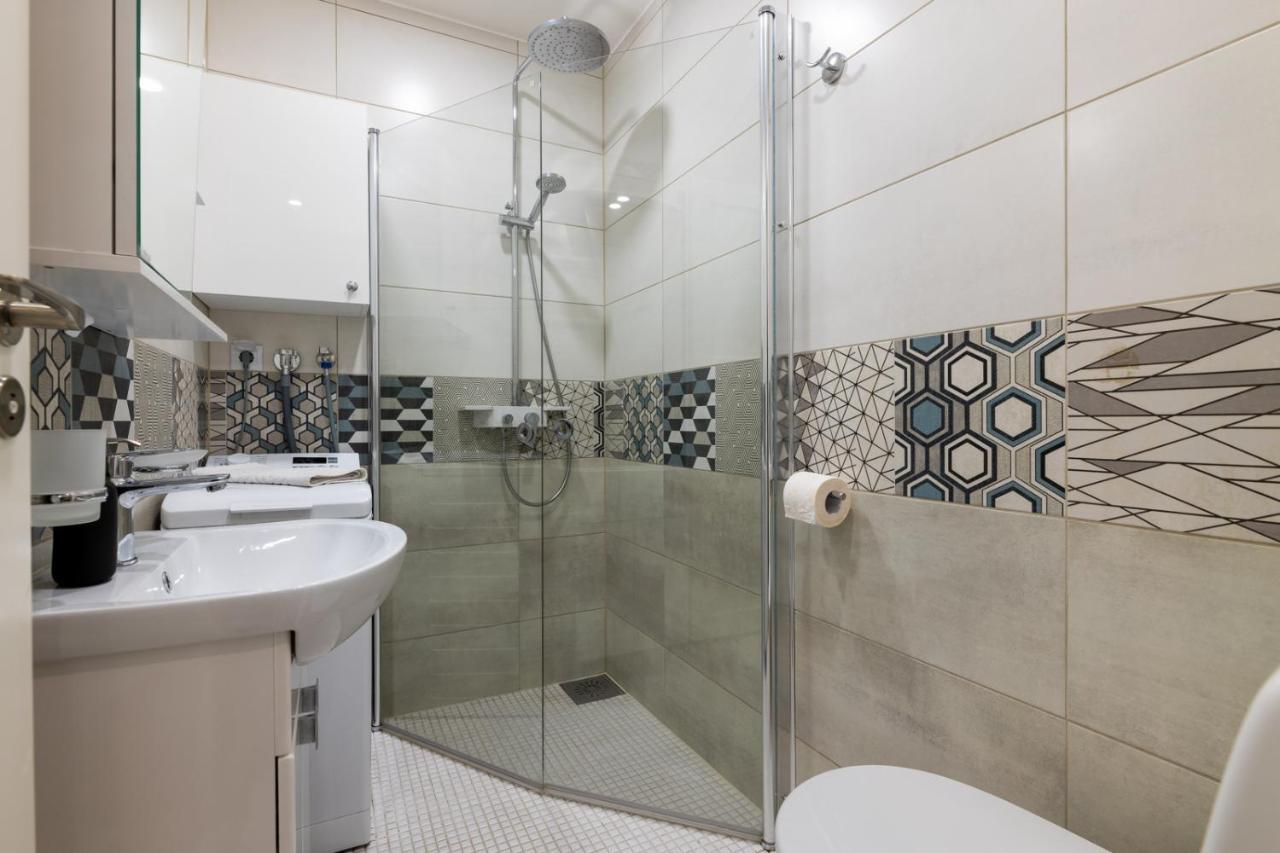 Brand New, Cozy And Quiet 1 Bedroom Apartment, Free Parking Reval Esterno foto